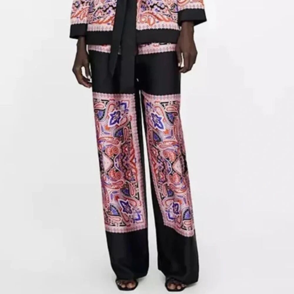 Zara Black Paisley Print Satin Pants.